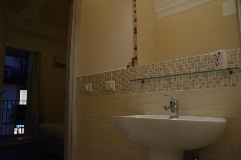 Catania Etnea Bed And Breakfast Habitación foto