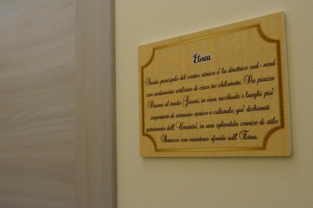 Catania Etnea Bed And Breakfast Habitación foto