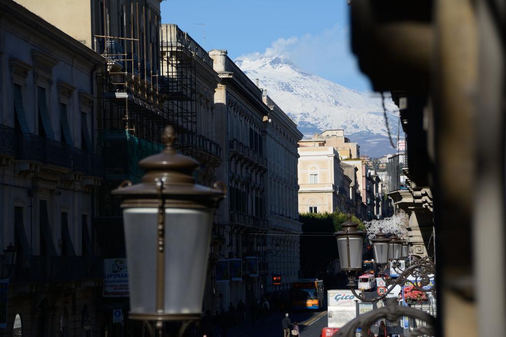 Catania Etnea Bed And Breakfast Exterior foto