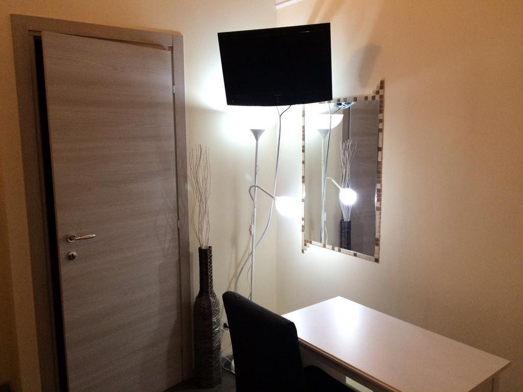Catania Etnea Bed And Breakfast Habitación foto