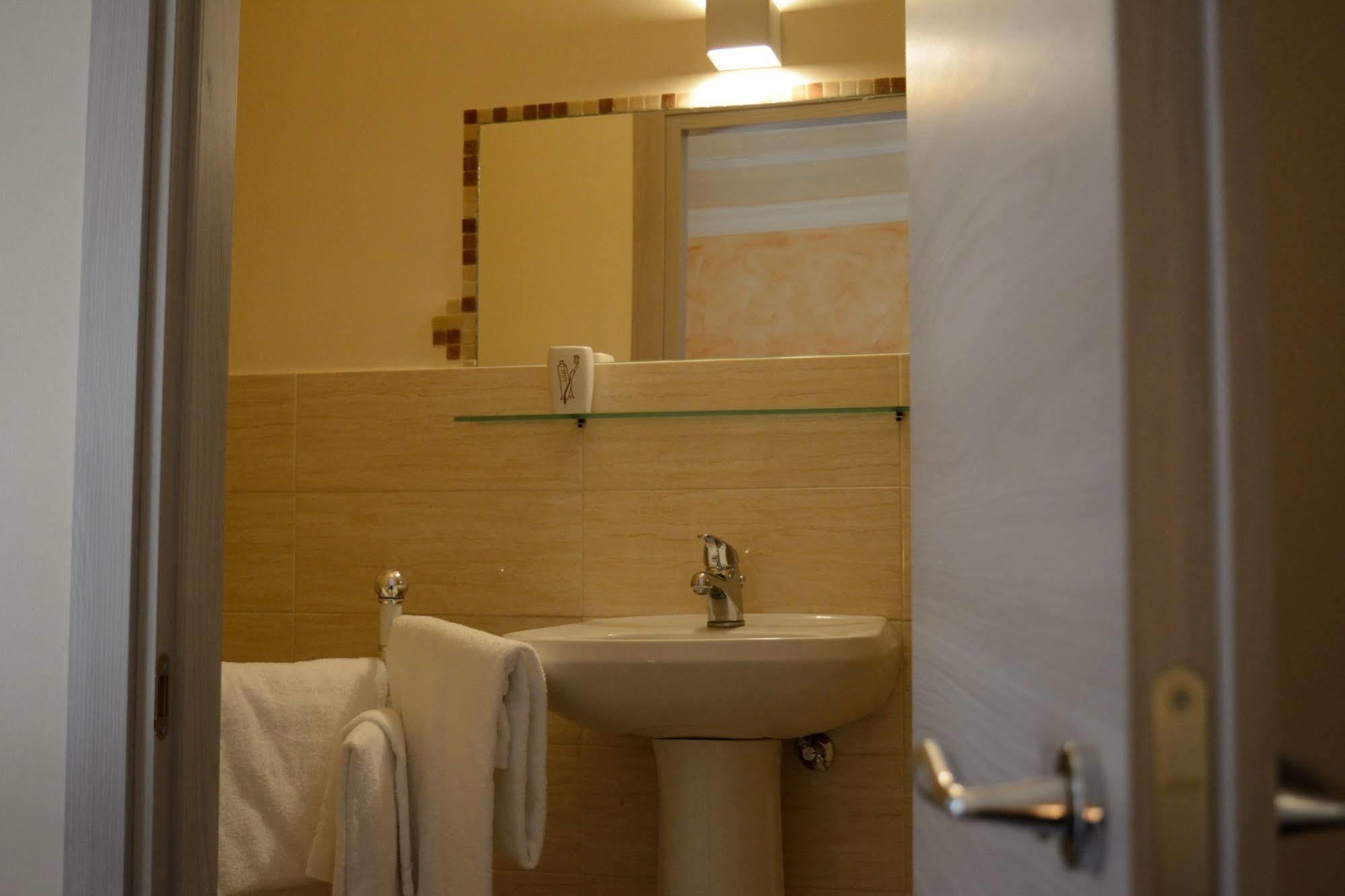 Catania Etnea Bed And Breakfast Exterior foto